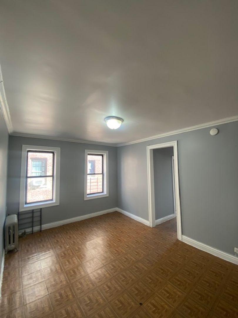 New York Apartment: 621 West 188th Street