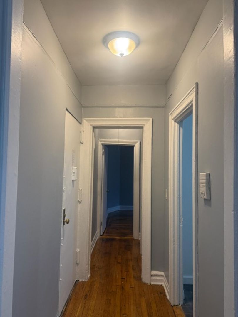 New York Apartment: 73-83 Vermilyea Avenue