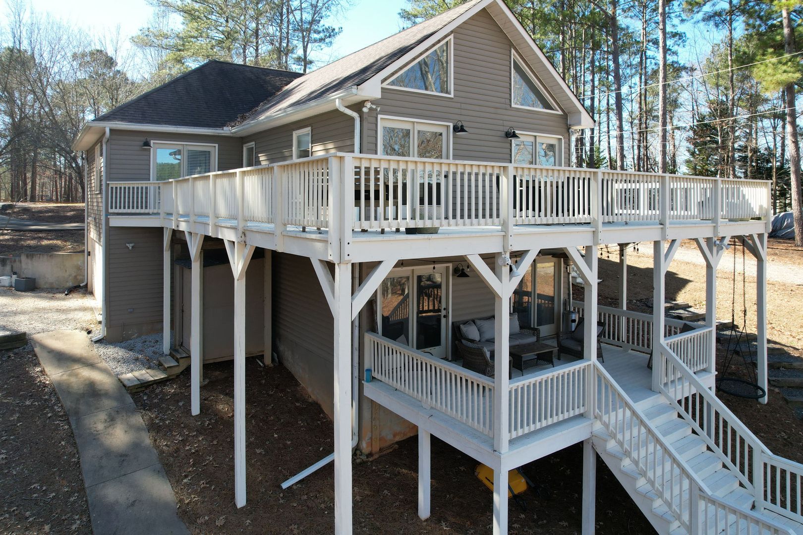 108 Horseshoe Cir 2 of 12