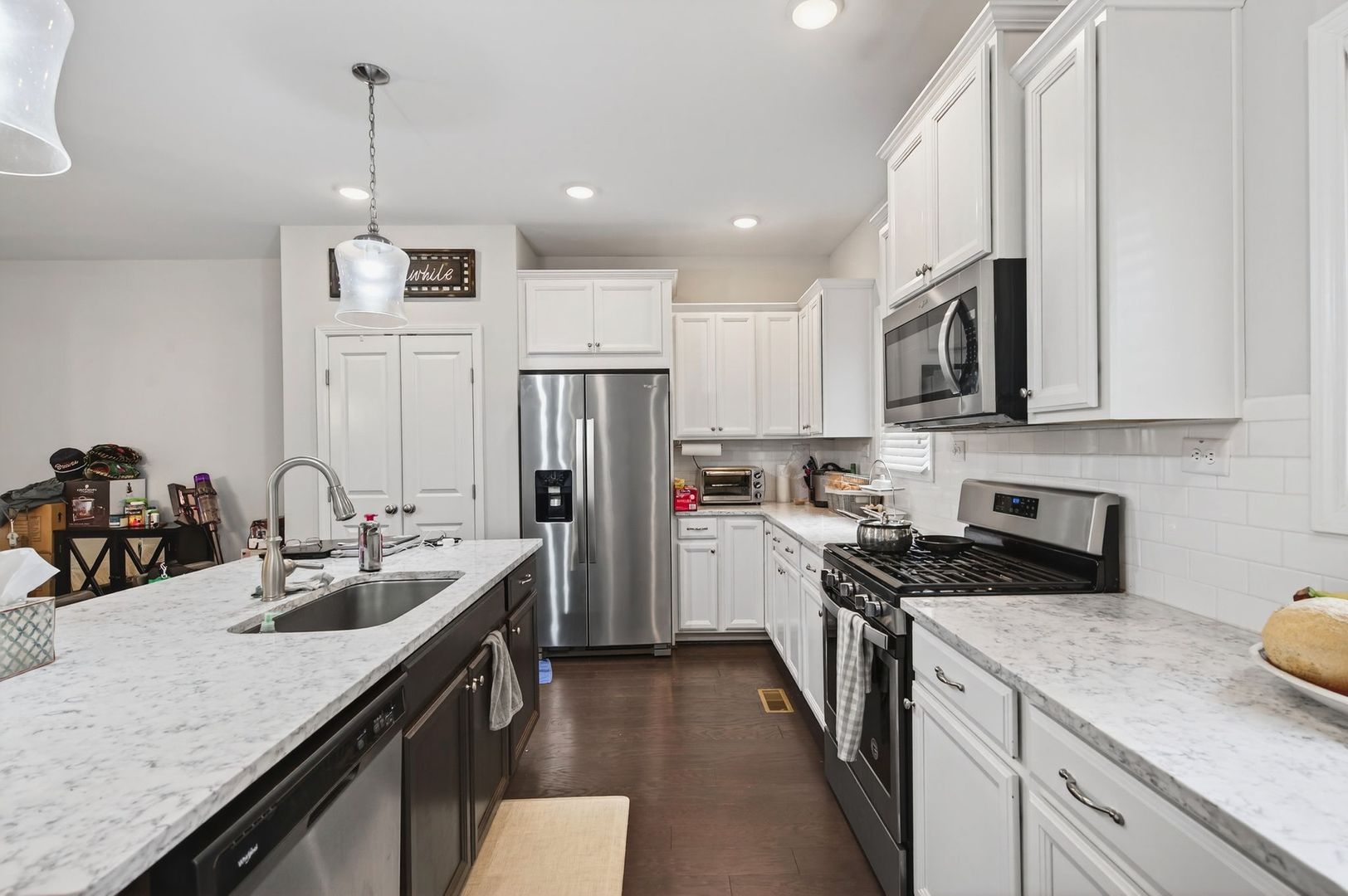 2860 Boone Dr 6 of 12