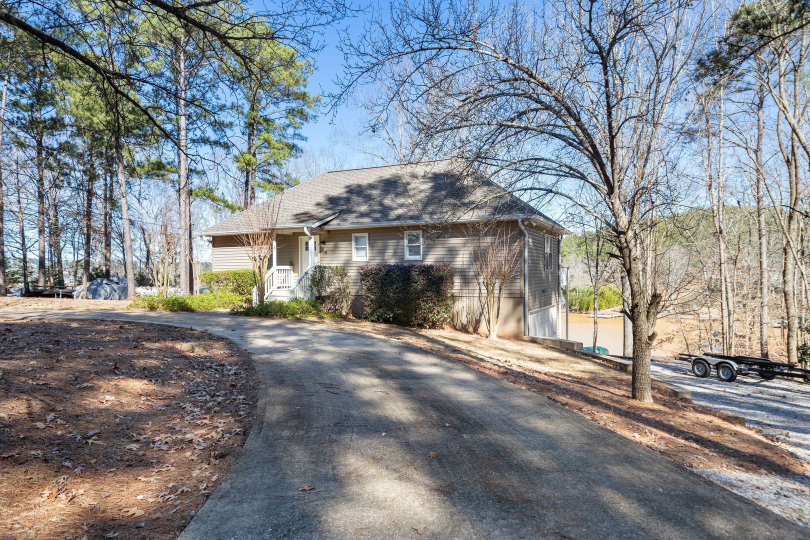 108 Horseshoe Cir 3 of 12