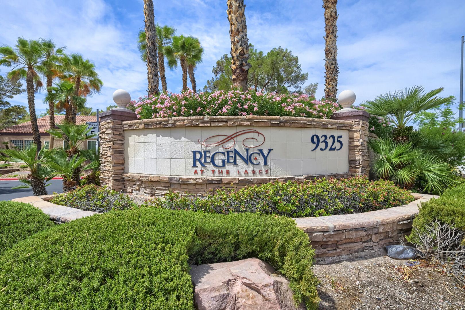 Las Vegas Condo: 9325 W Desert Inn