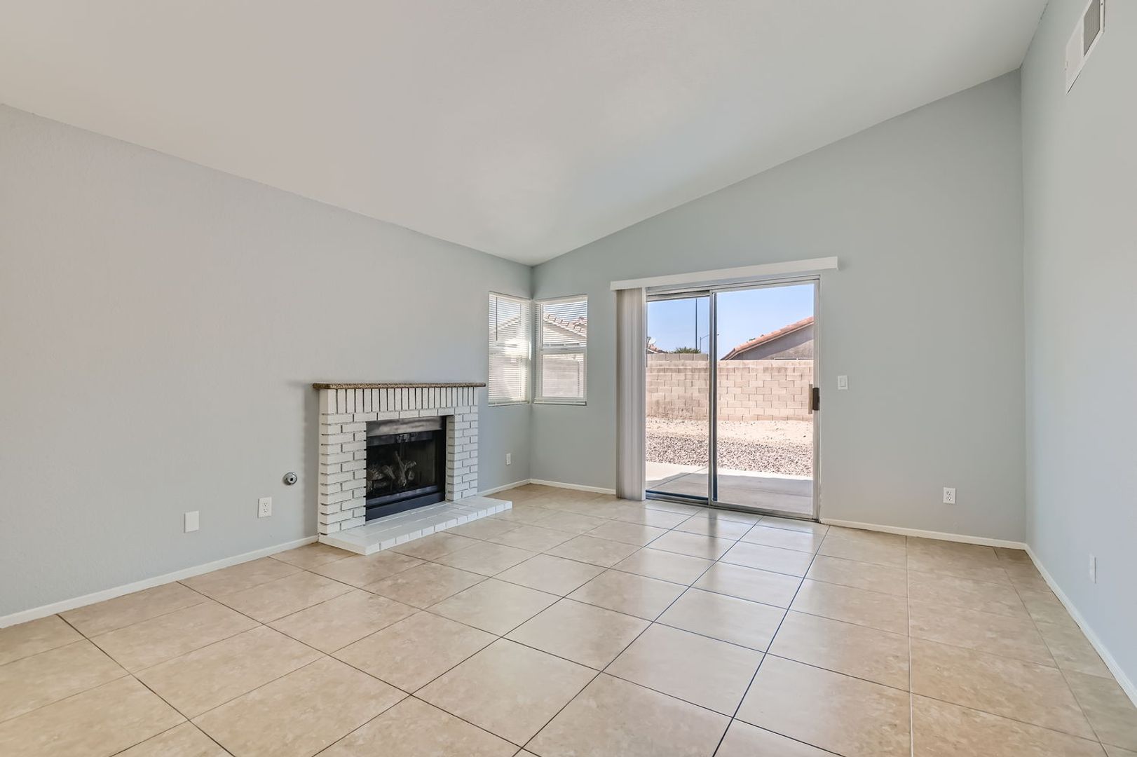 property for rent #3