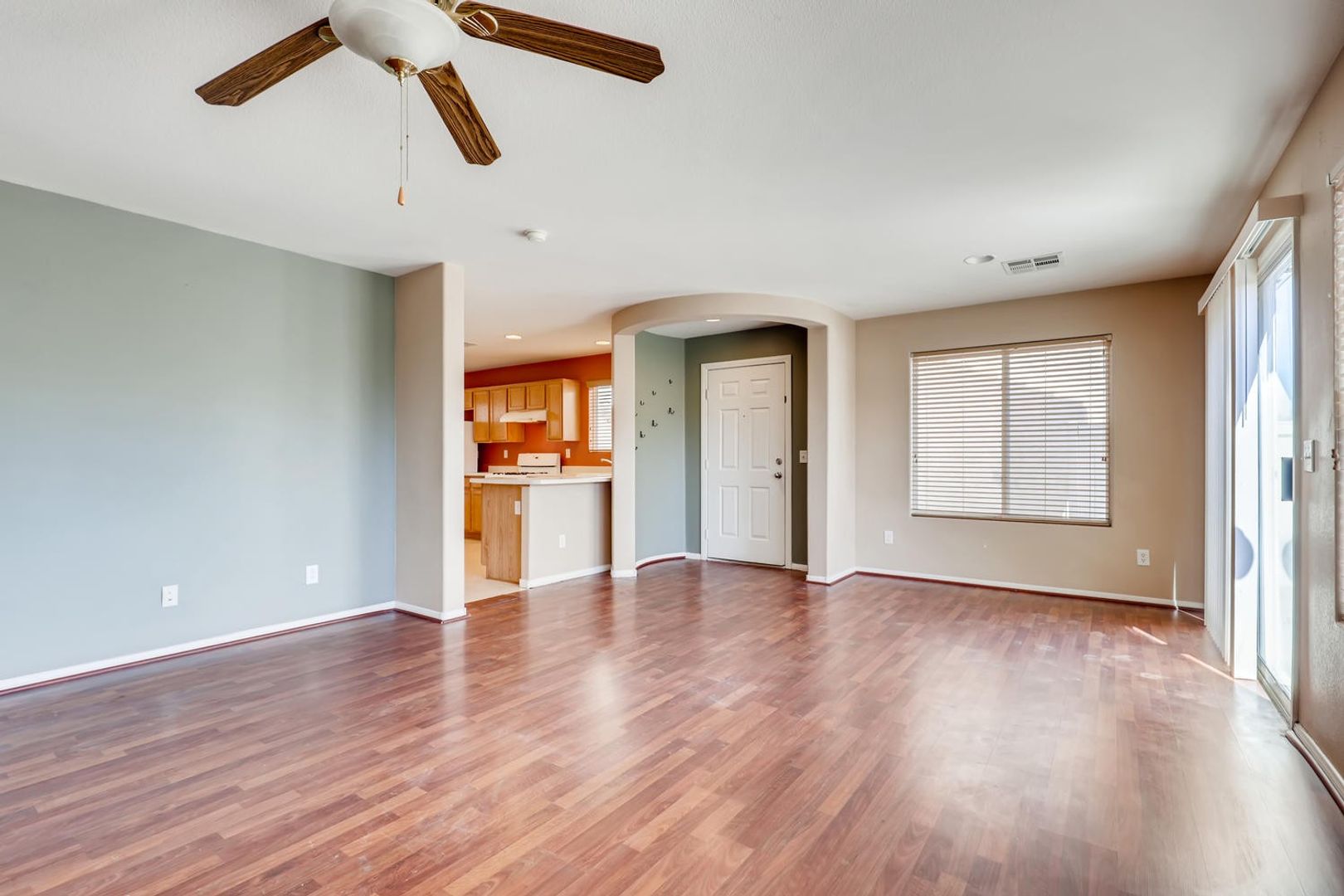 property for rent #4