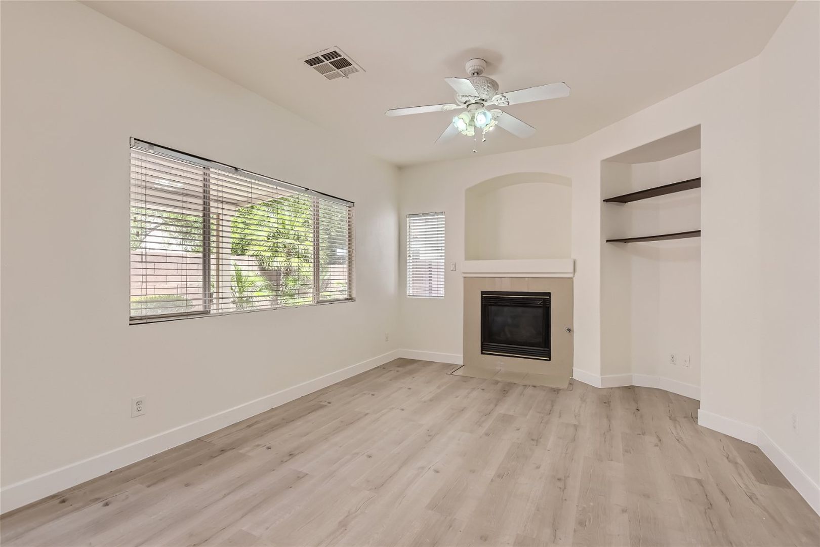 property for rent #7