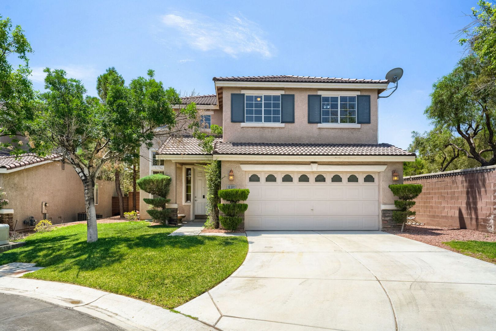 Las Vegas House: 10381 Sleeping Sun Ct.