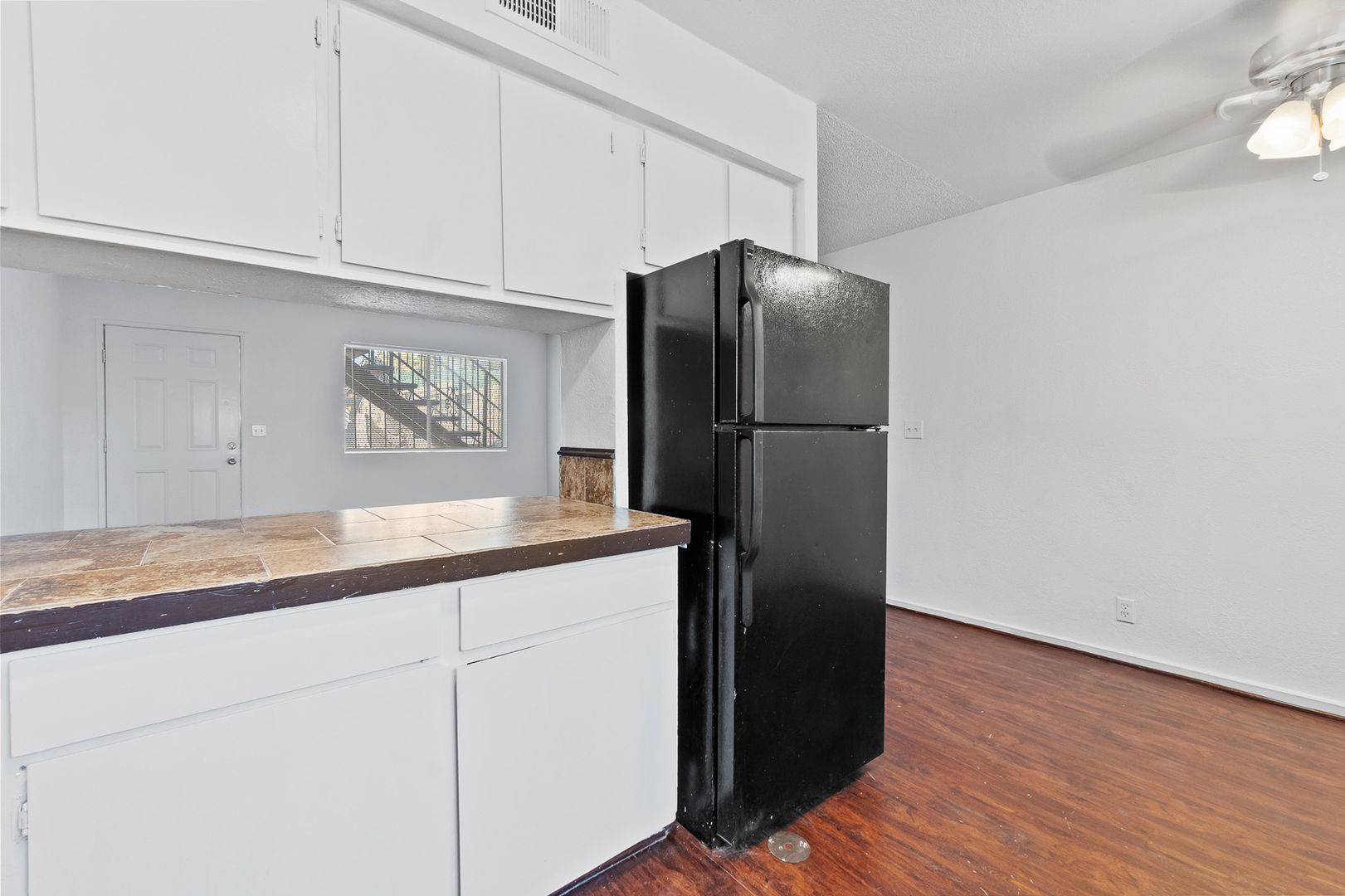 property for rent #7