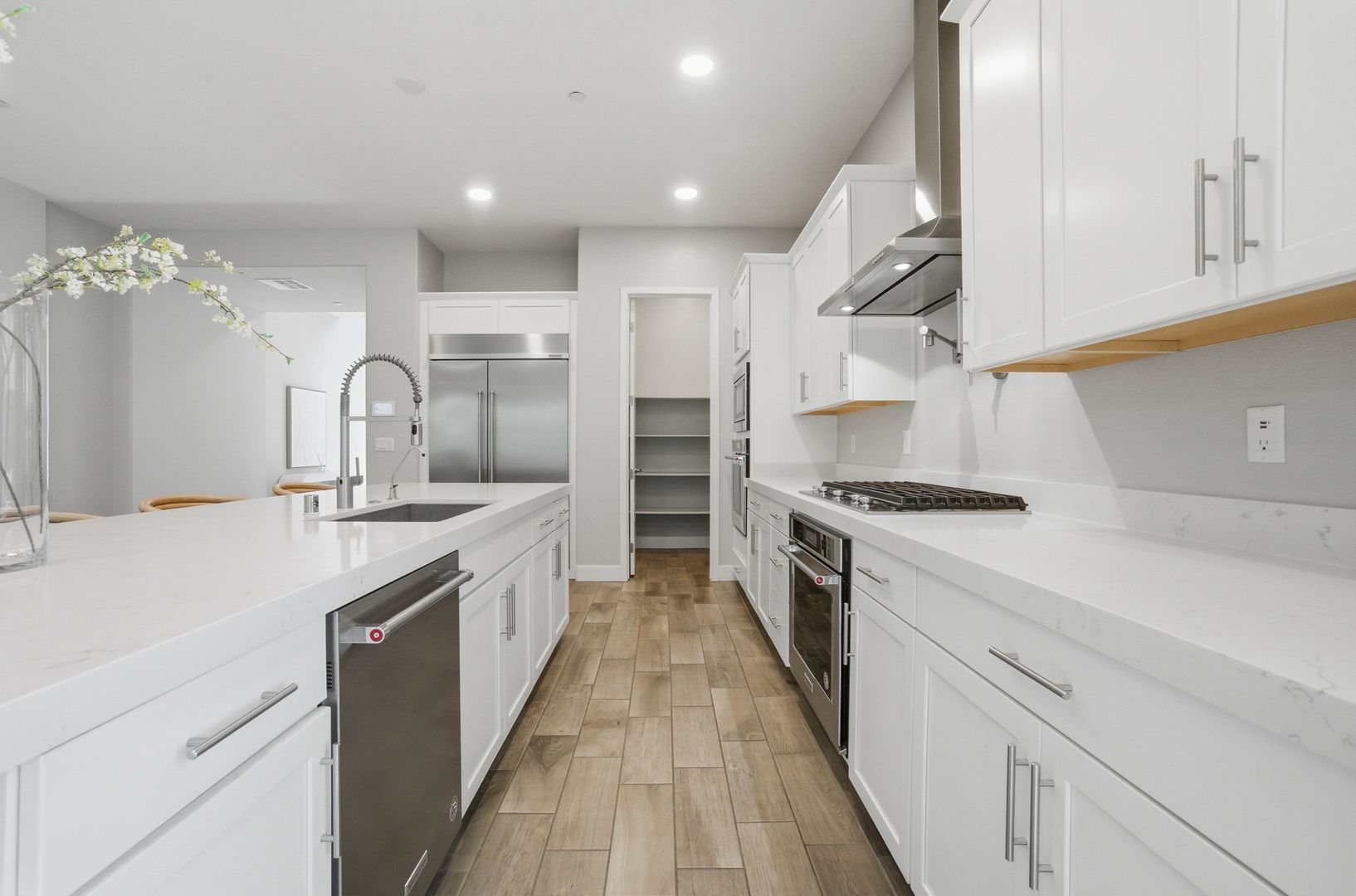 property for rent #4