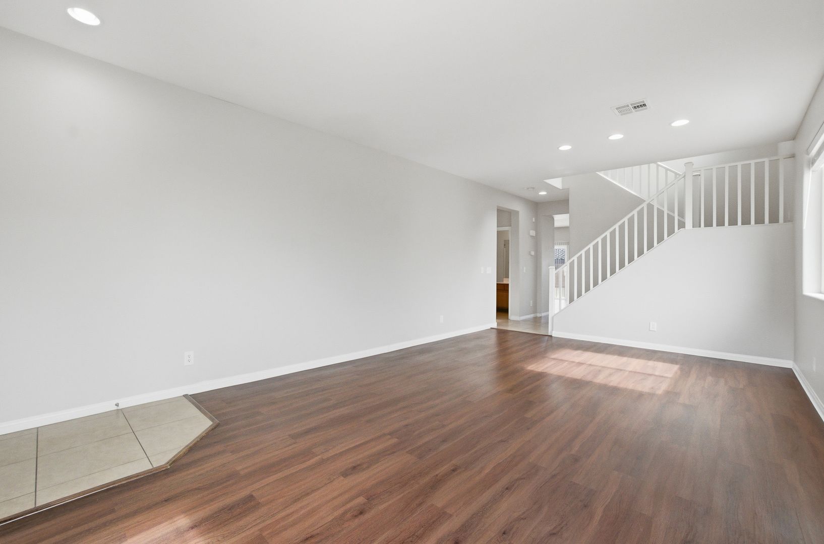 property for rent #2