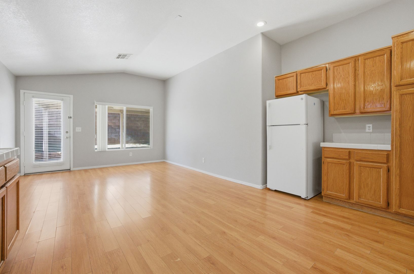 property for rent #6