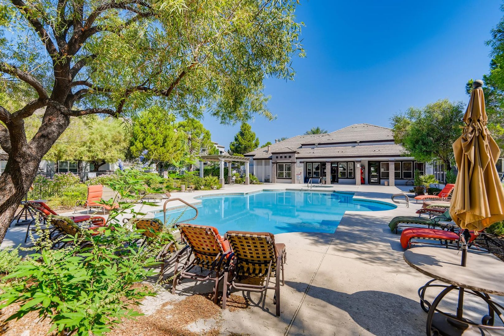 property for rent #1