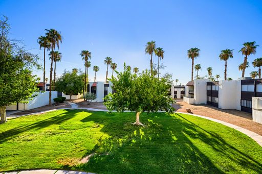 3 Bedroom Condo in the Heart of Las Vegas – photo 1