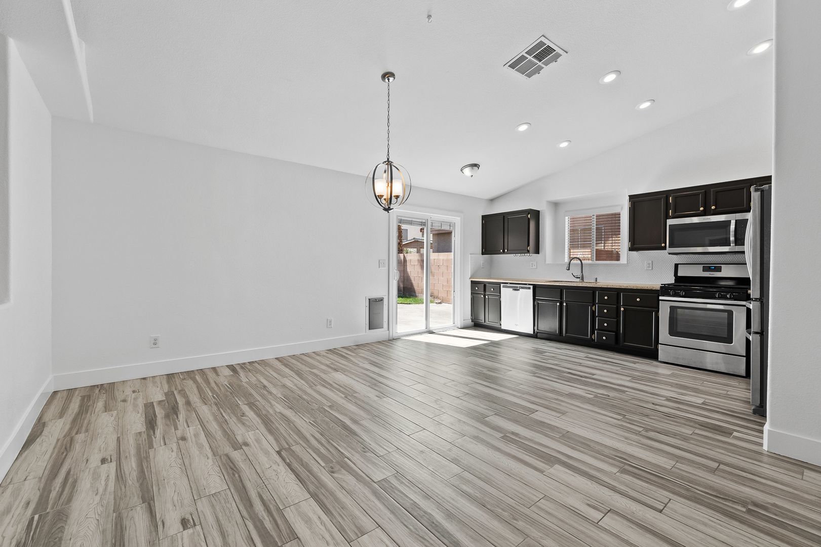 property for rent #4