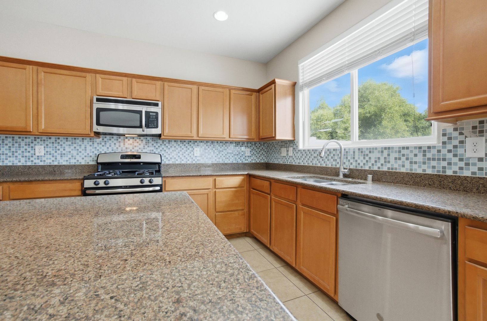 property for rent #7