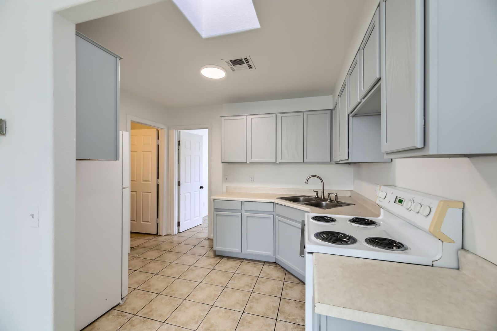 North Las Vegas Townhome: 2133 Ellis St. Unit A