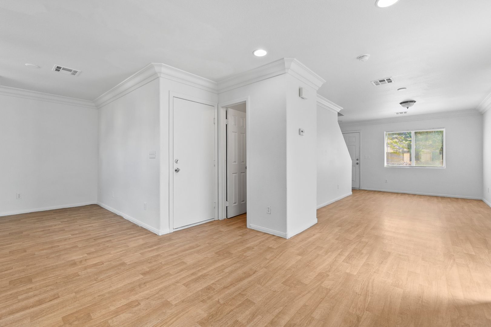 property for rent #7