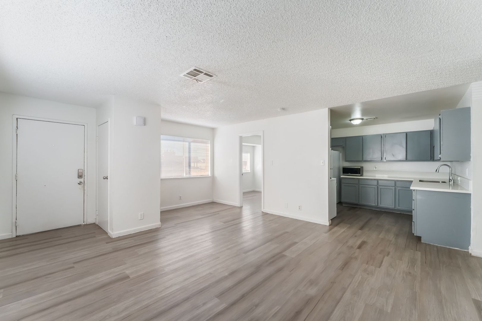 Las Vegas Condo: 6982 Hopkins Drive