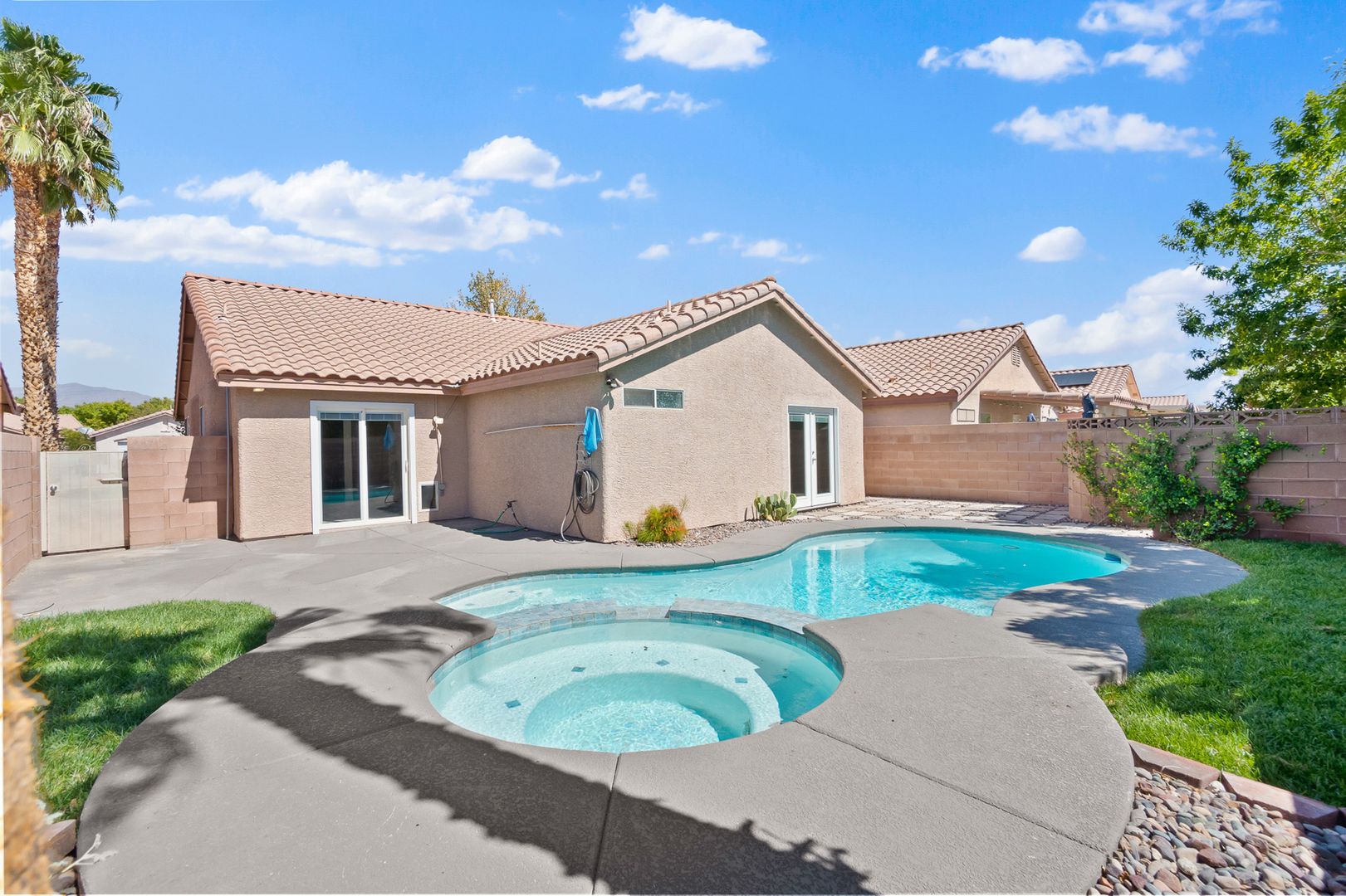 property for rent #2