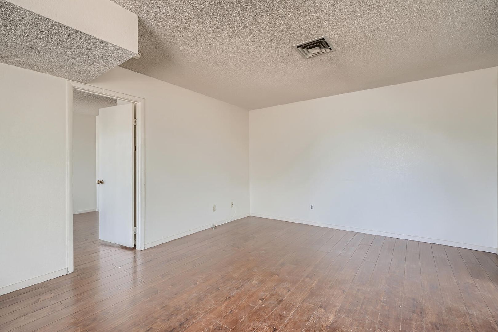 property for rent #7