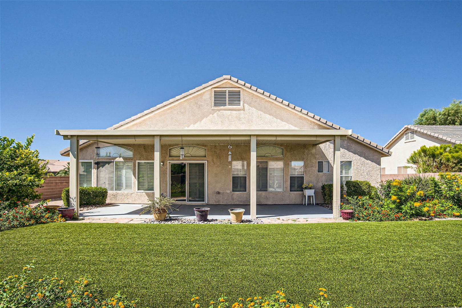 property for rent #1