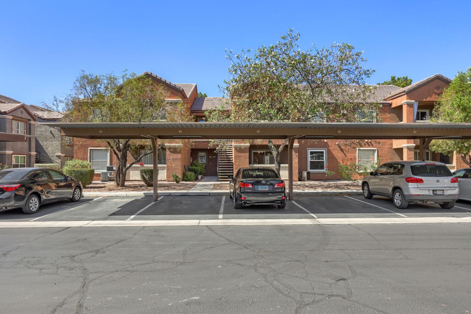 Las Vegas Condo: 555 E Silverado Ranch Blvd