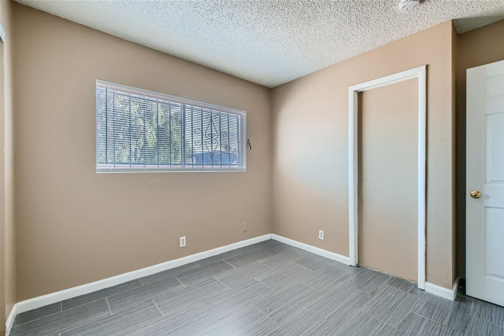 property for rent #7