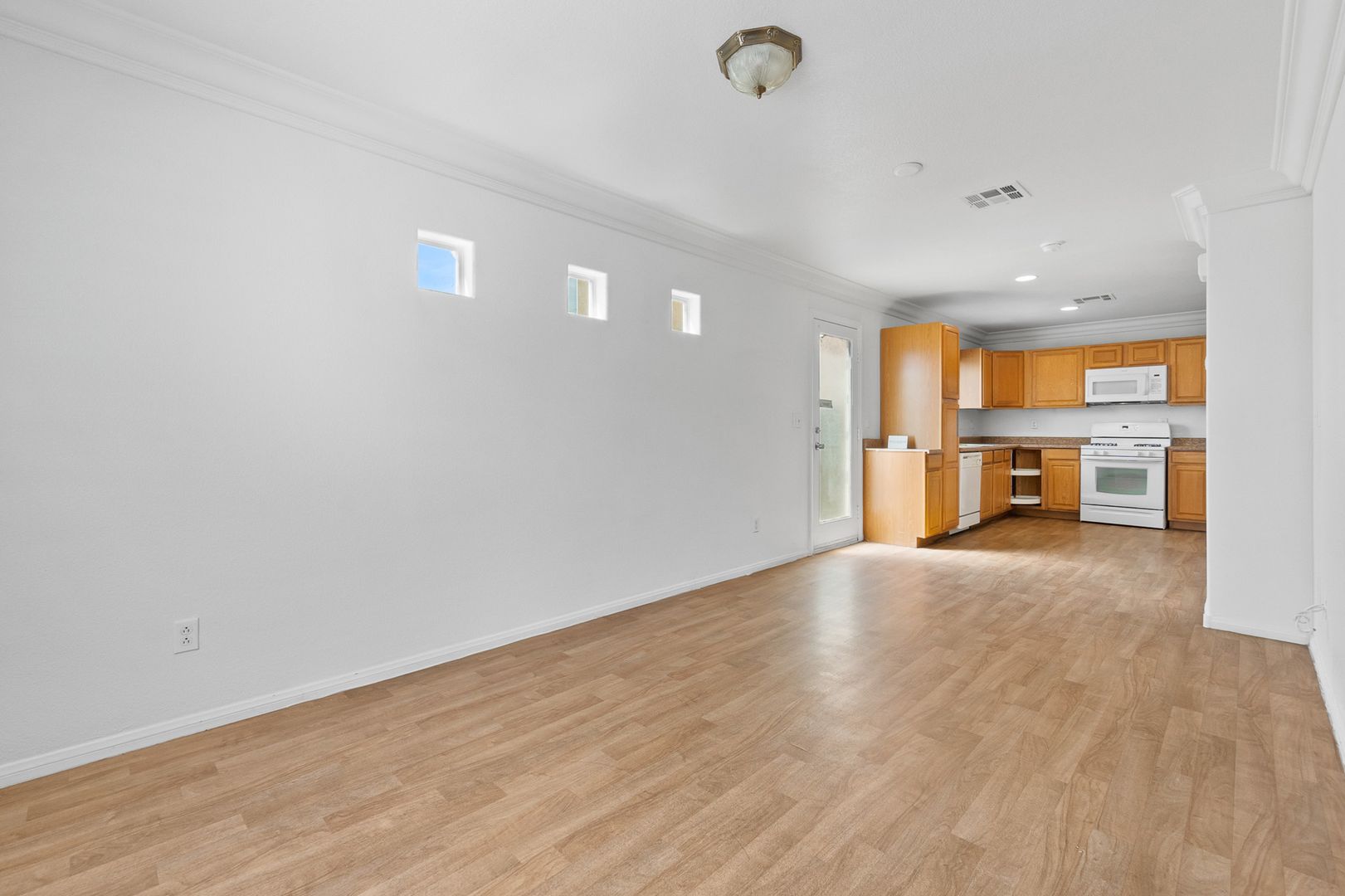 property for rent #1