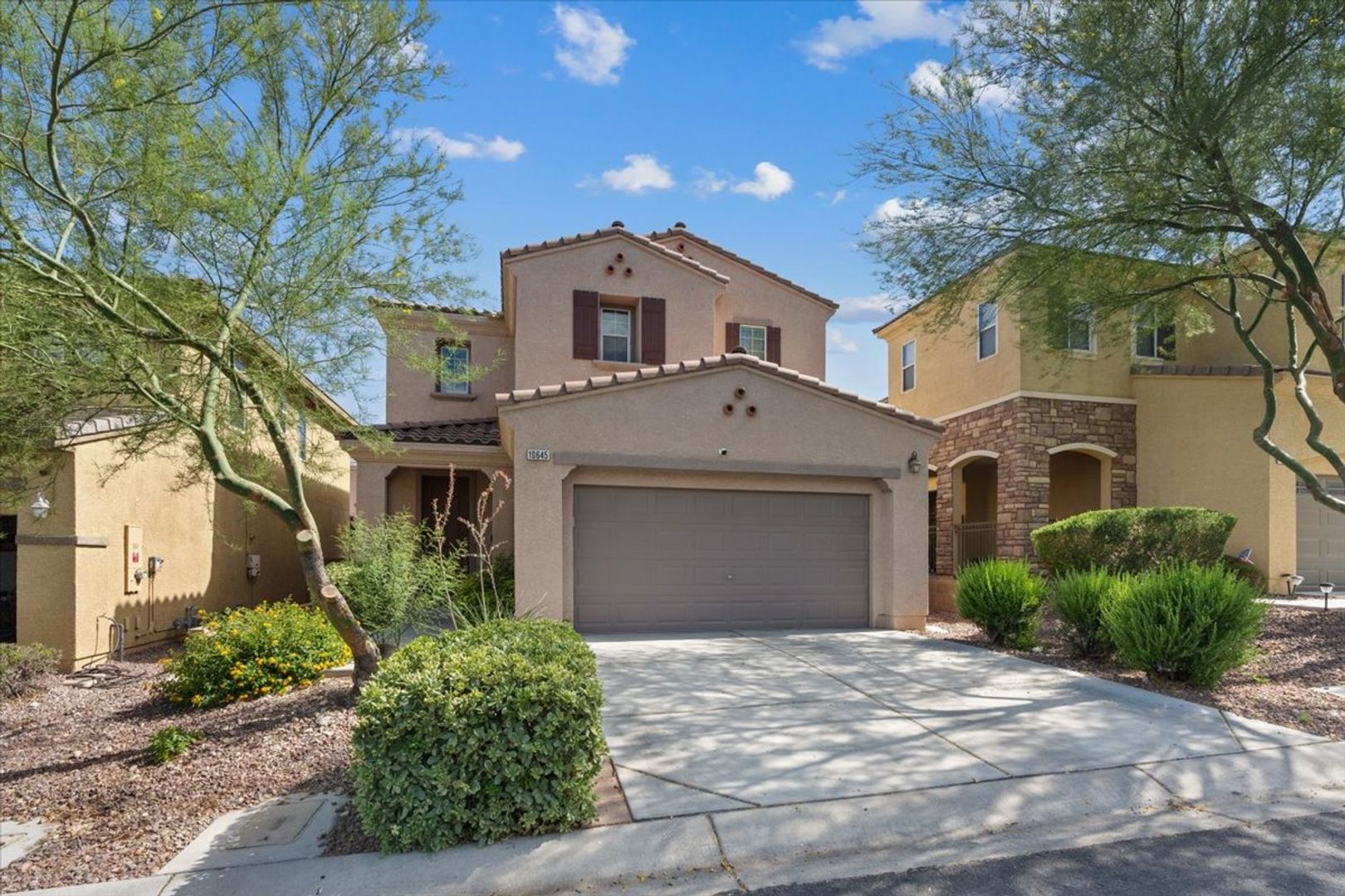 property for rent #1