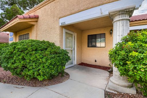 Charming 3-Bed Townhome in Quail Estates a Guard Gated 55+ Community with Amenities! – photo 1