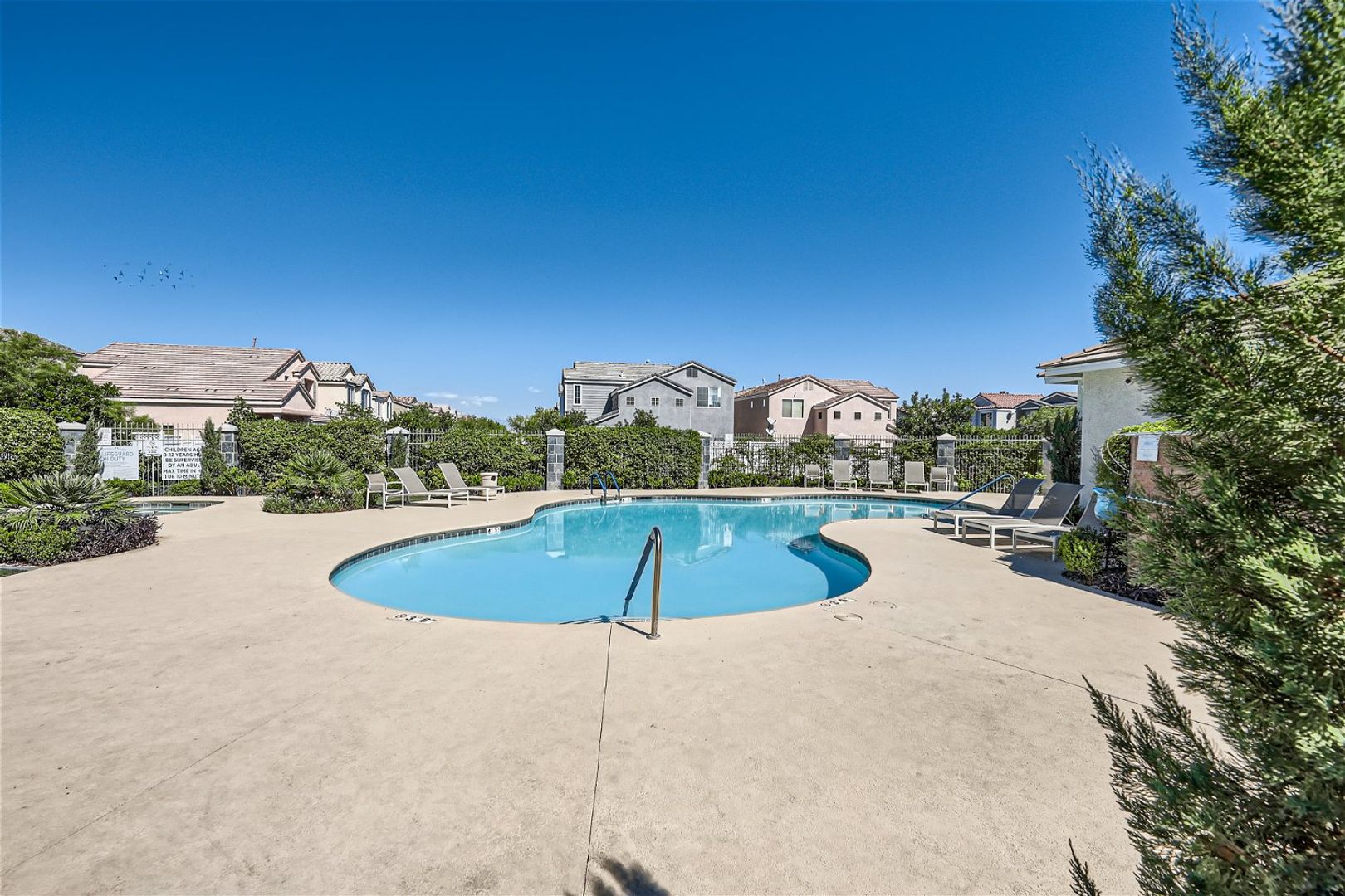 property for rent #3