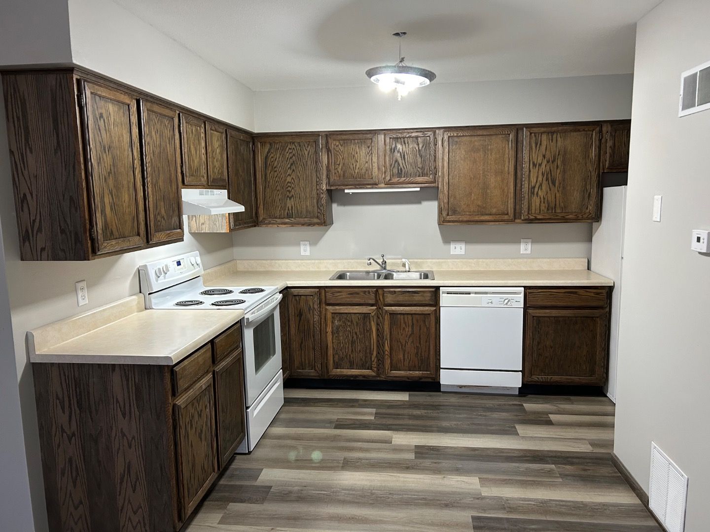 Mason City Apartment: 2239 19th Street SW