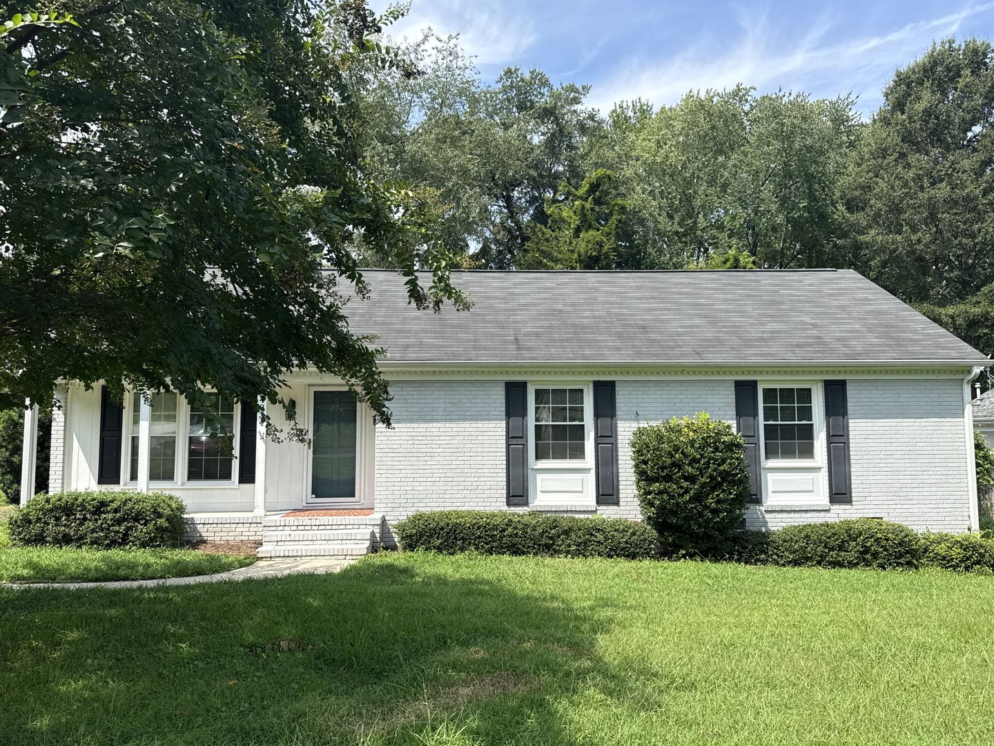 Charlotte House: 4834 Fairheath Road