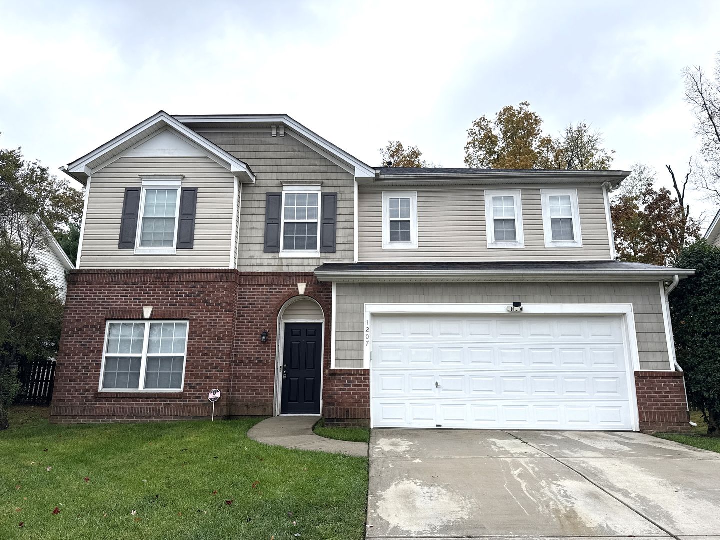 Charlotte House: 1207 Jade Glen Drive