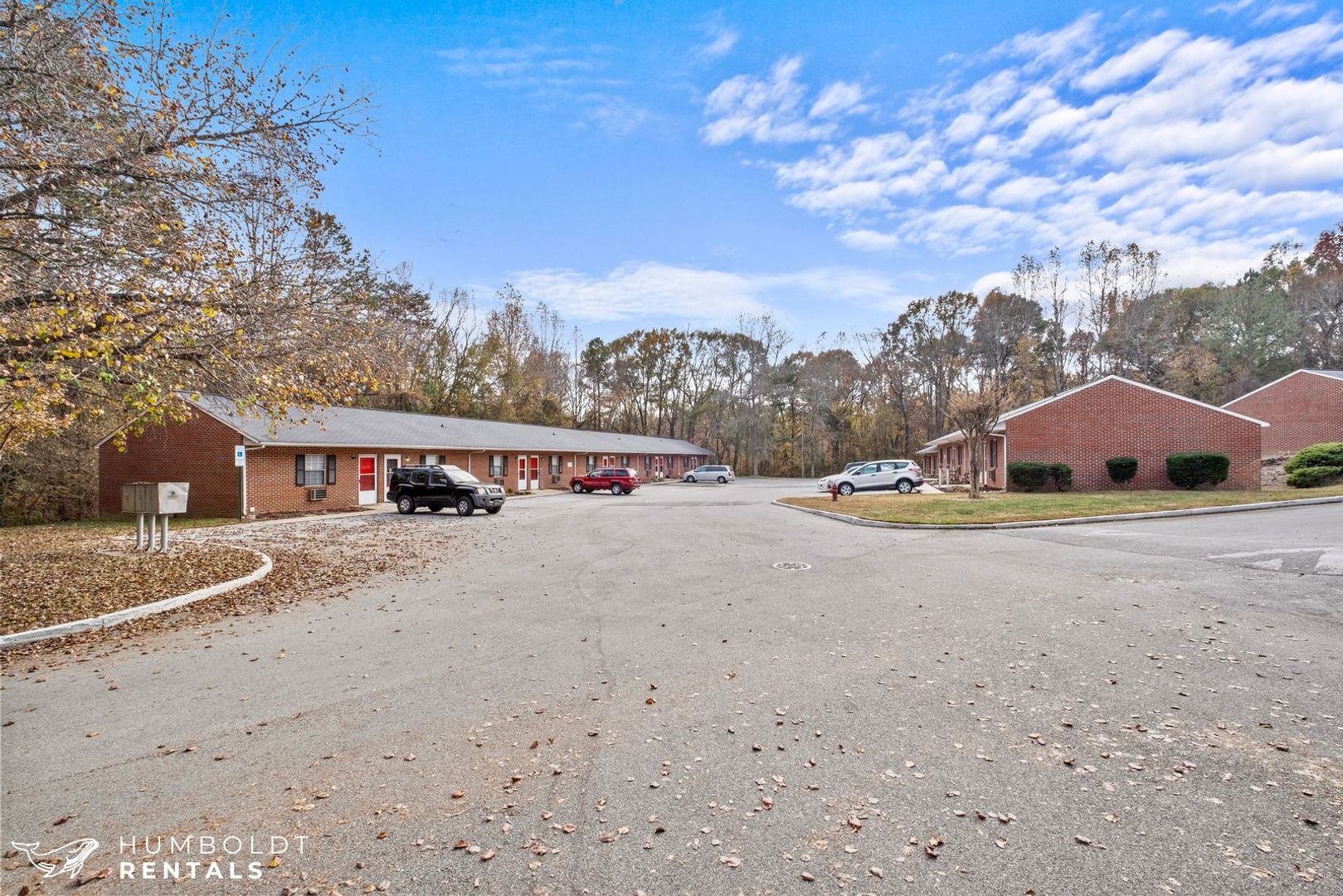 Gastonia Apartment: 1001 Lakeview St