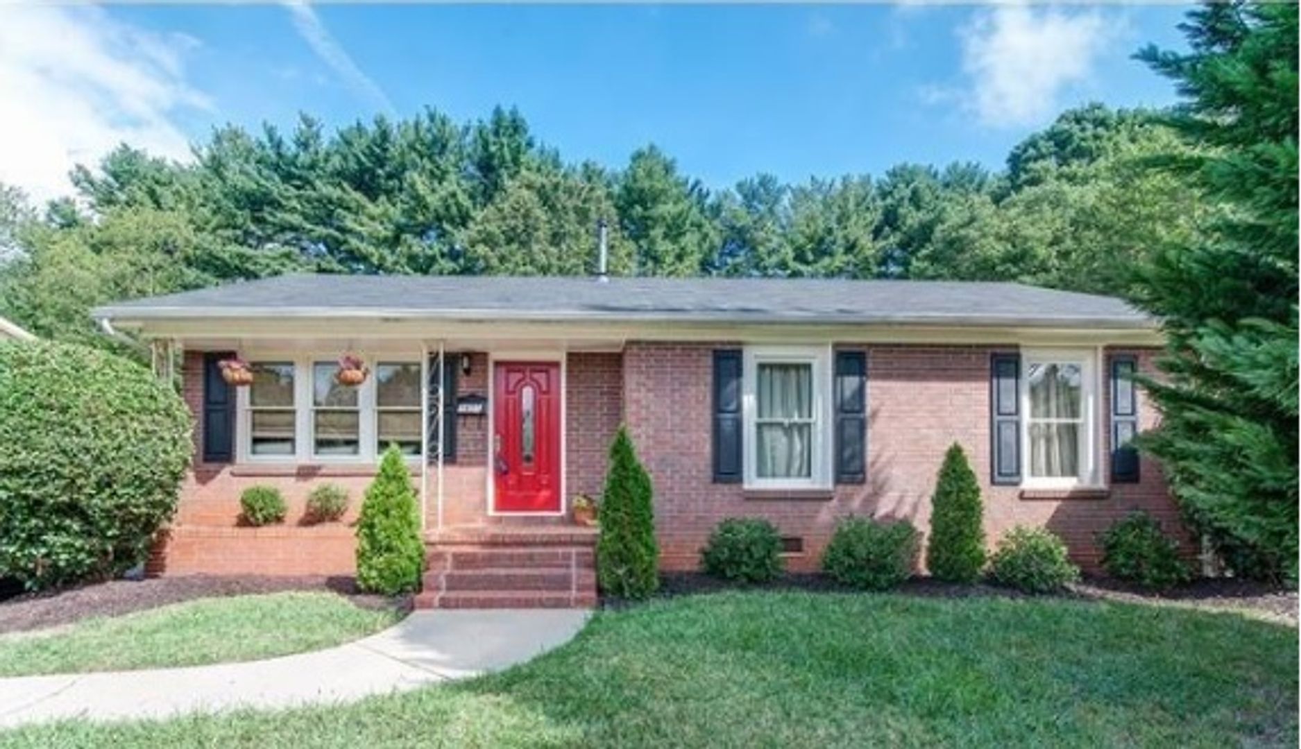 Charlotte House: 1601 Starbrook Drive