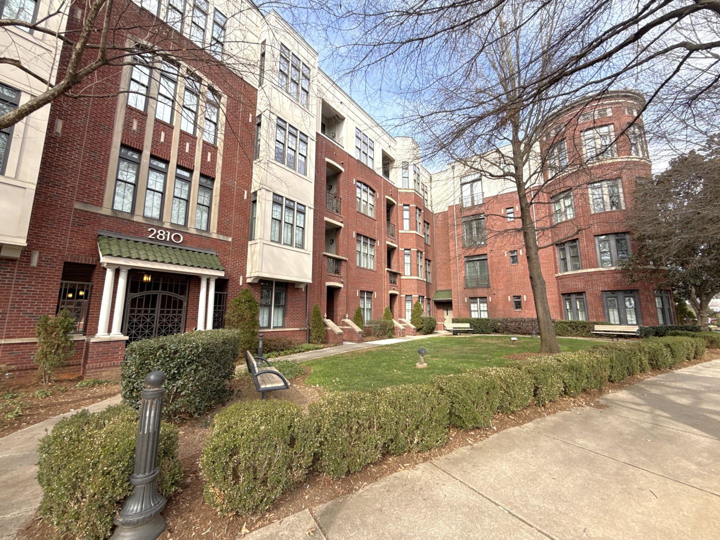 Charlotte House: 2810 Selwyn Avenue Unit #308