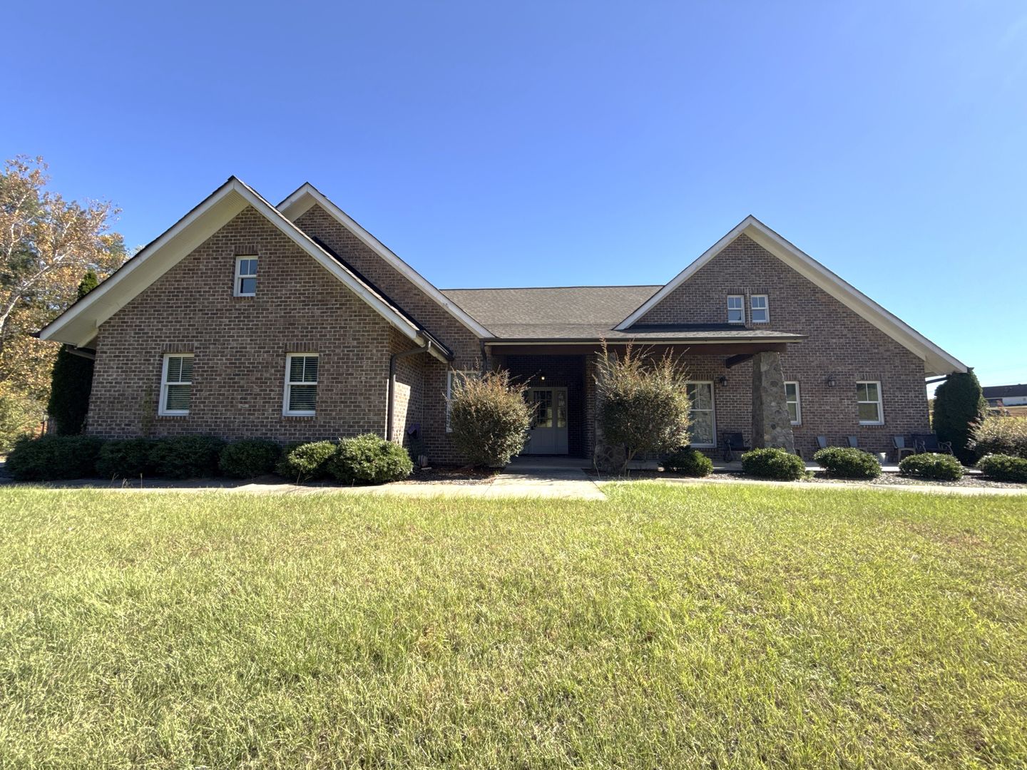 Mint Hill House: 14019 Thompson Road