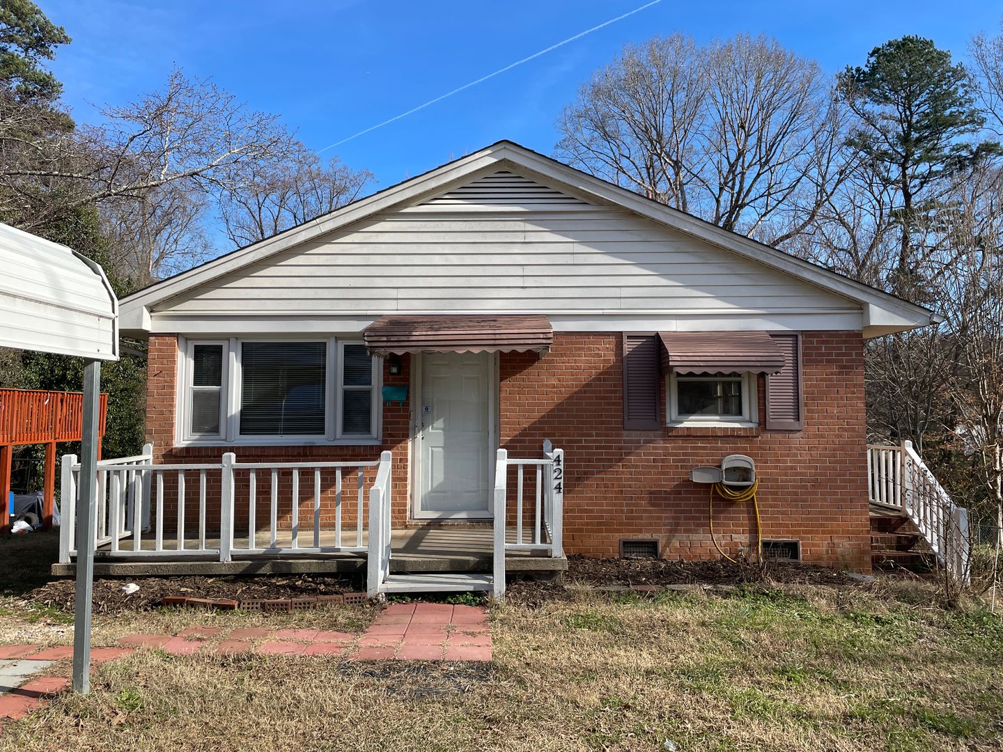 Gastonia House: 424 E. Walnut Avenue