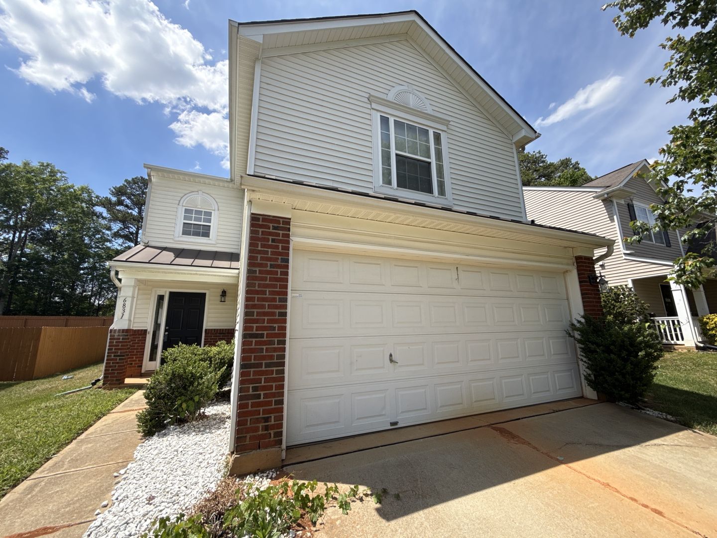 Charlotte House: 6831 Sunman Road