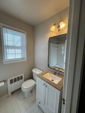 311 Wakefield Drive Apt A, Charlotte, NC 28209-3447