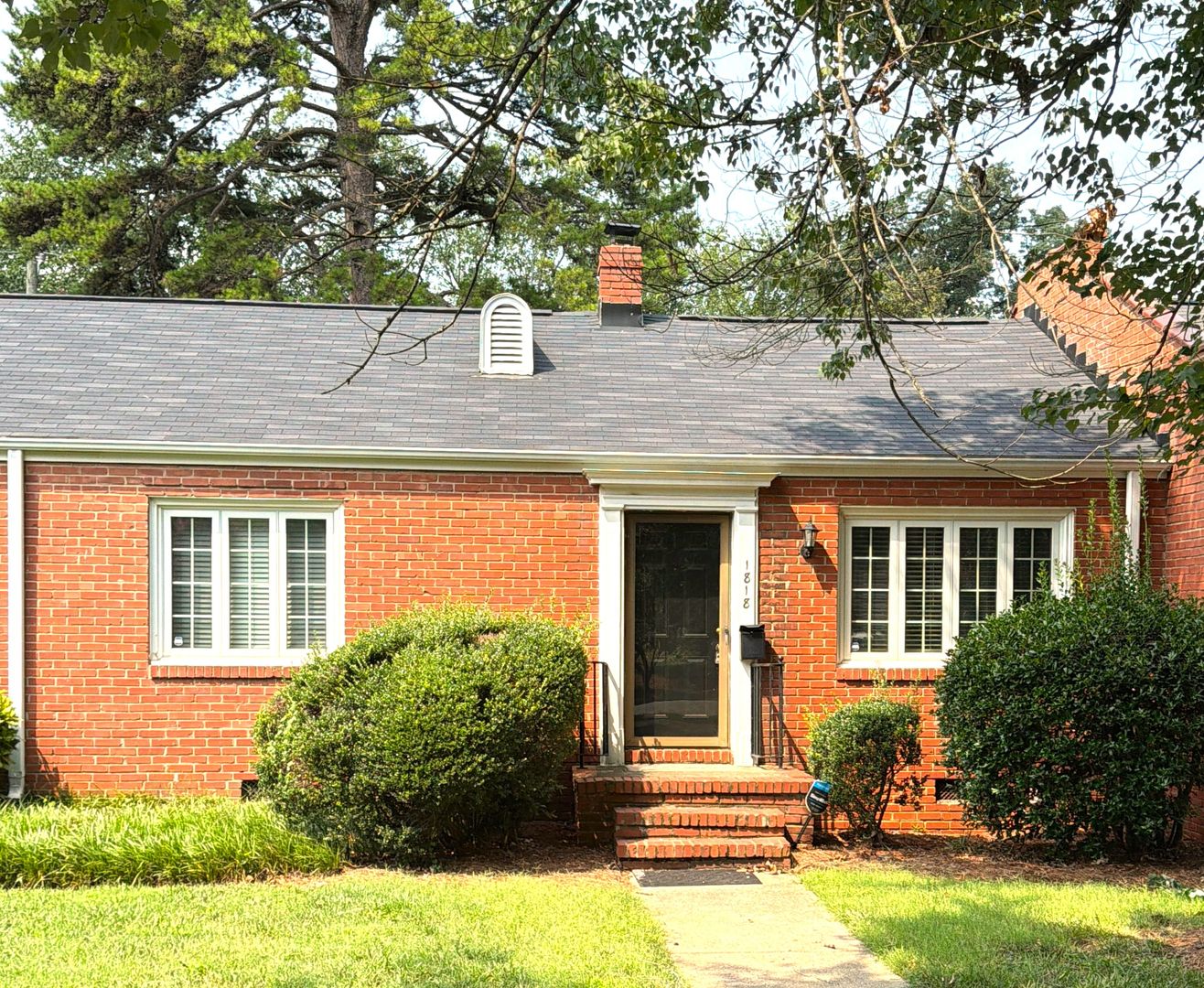 Charlotte House: 1818 Jameston Drive