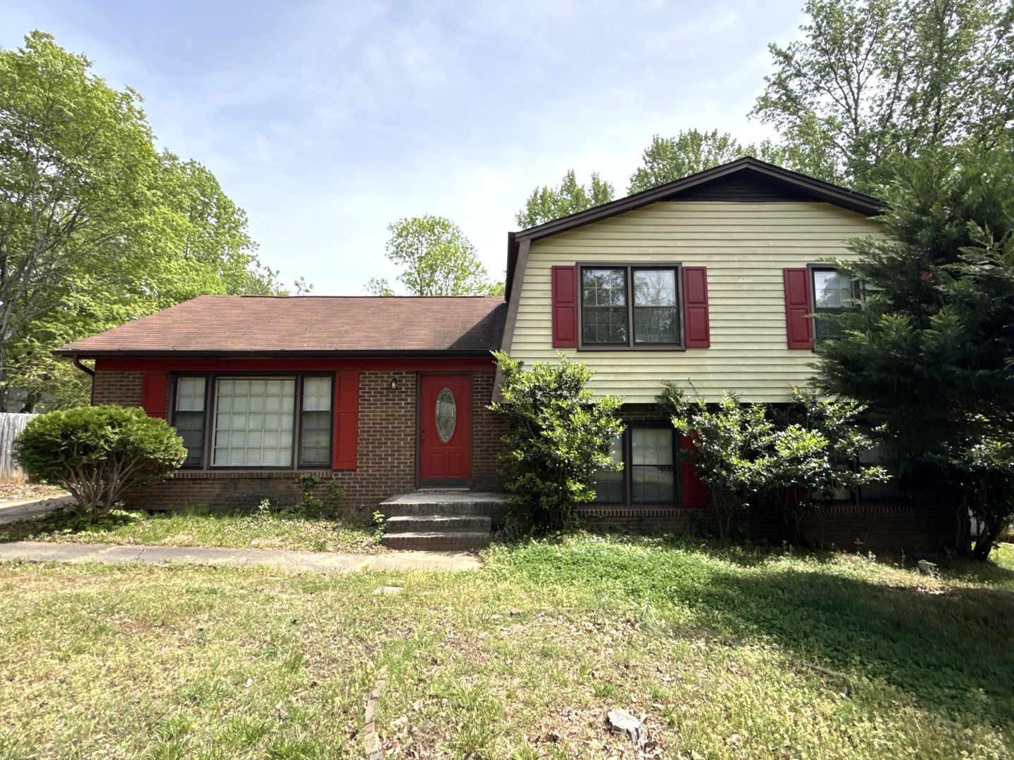 Charlotte House: 7336 Kilcullen Drive