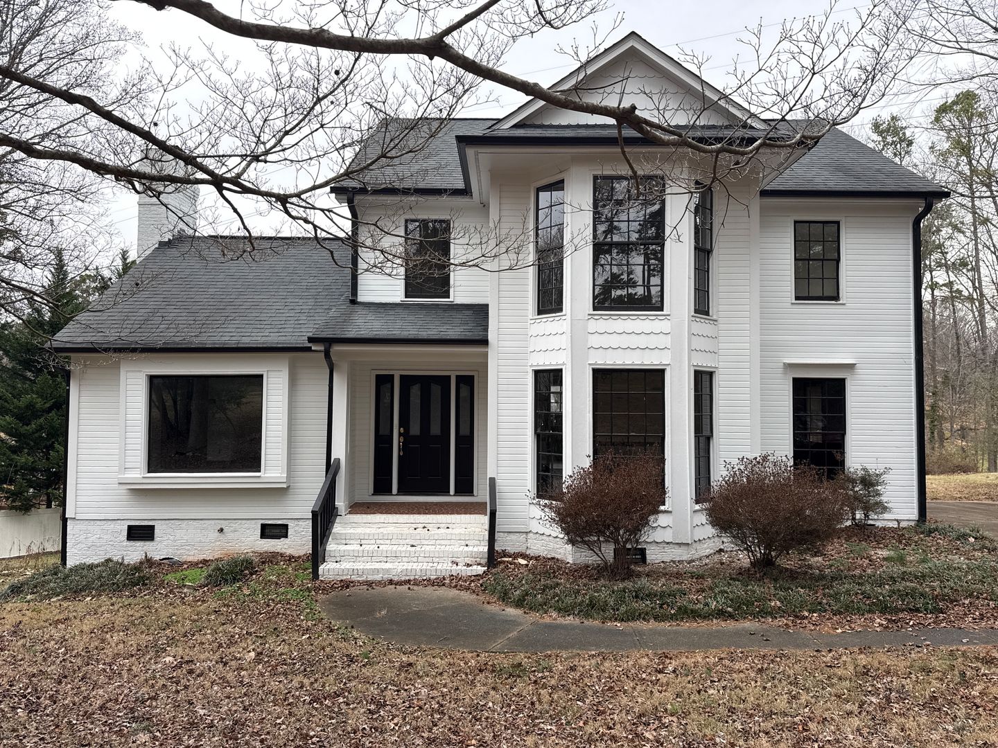 Matthews House: 14301 Hackamore Drive