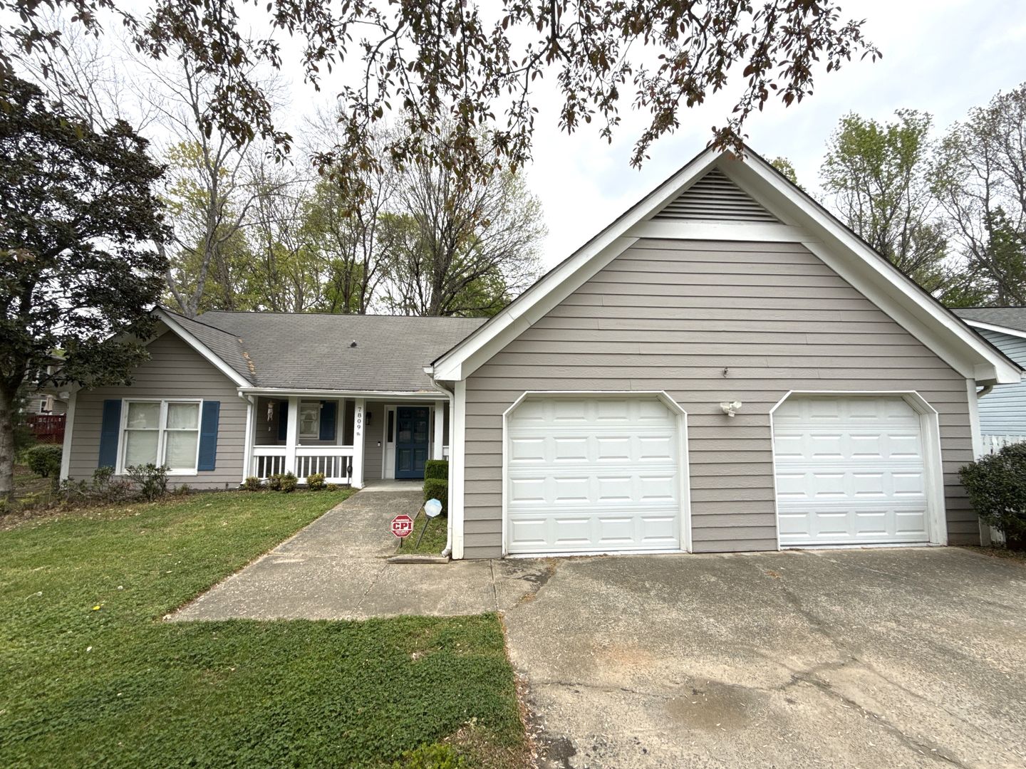 Charlotte House: 7809 Glencannon Drive