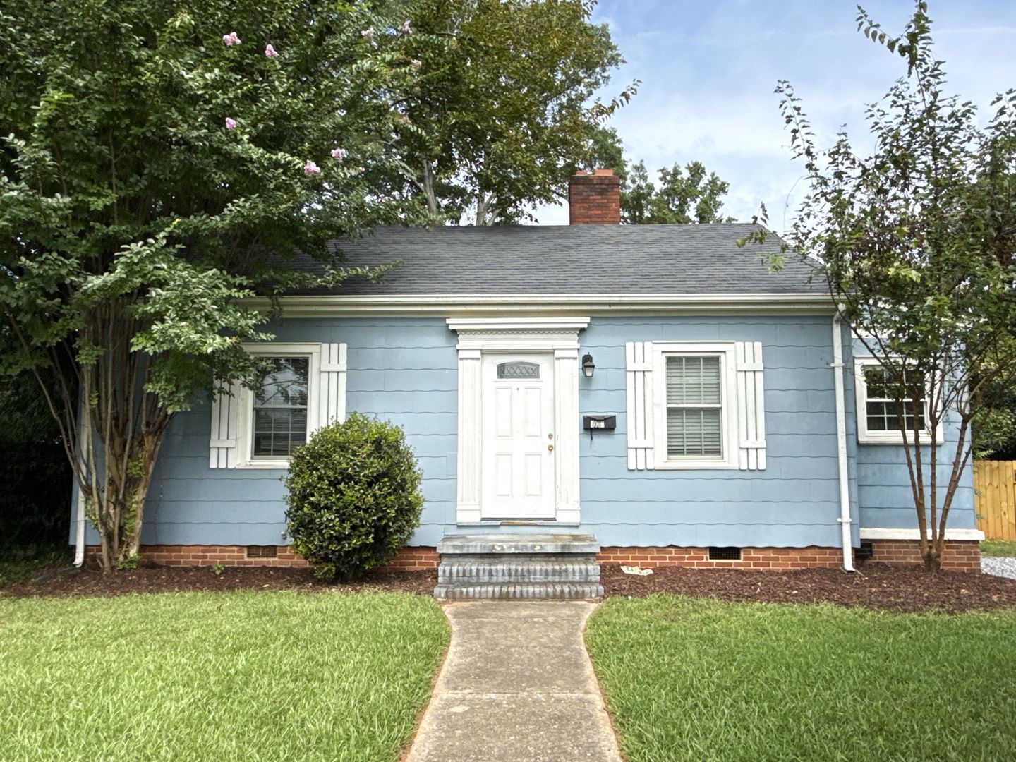 Charlotte House: 3017 Hudson Street