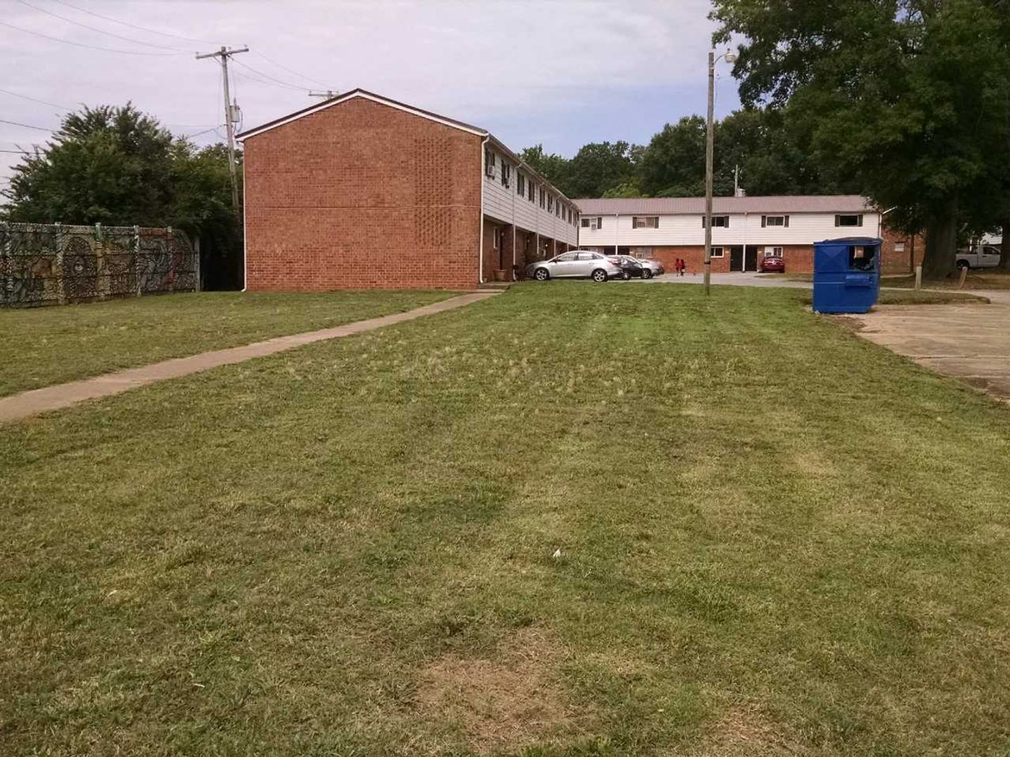 Shelby Apartment: 308 McBrayer Street