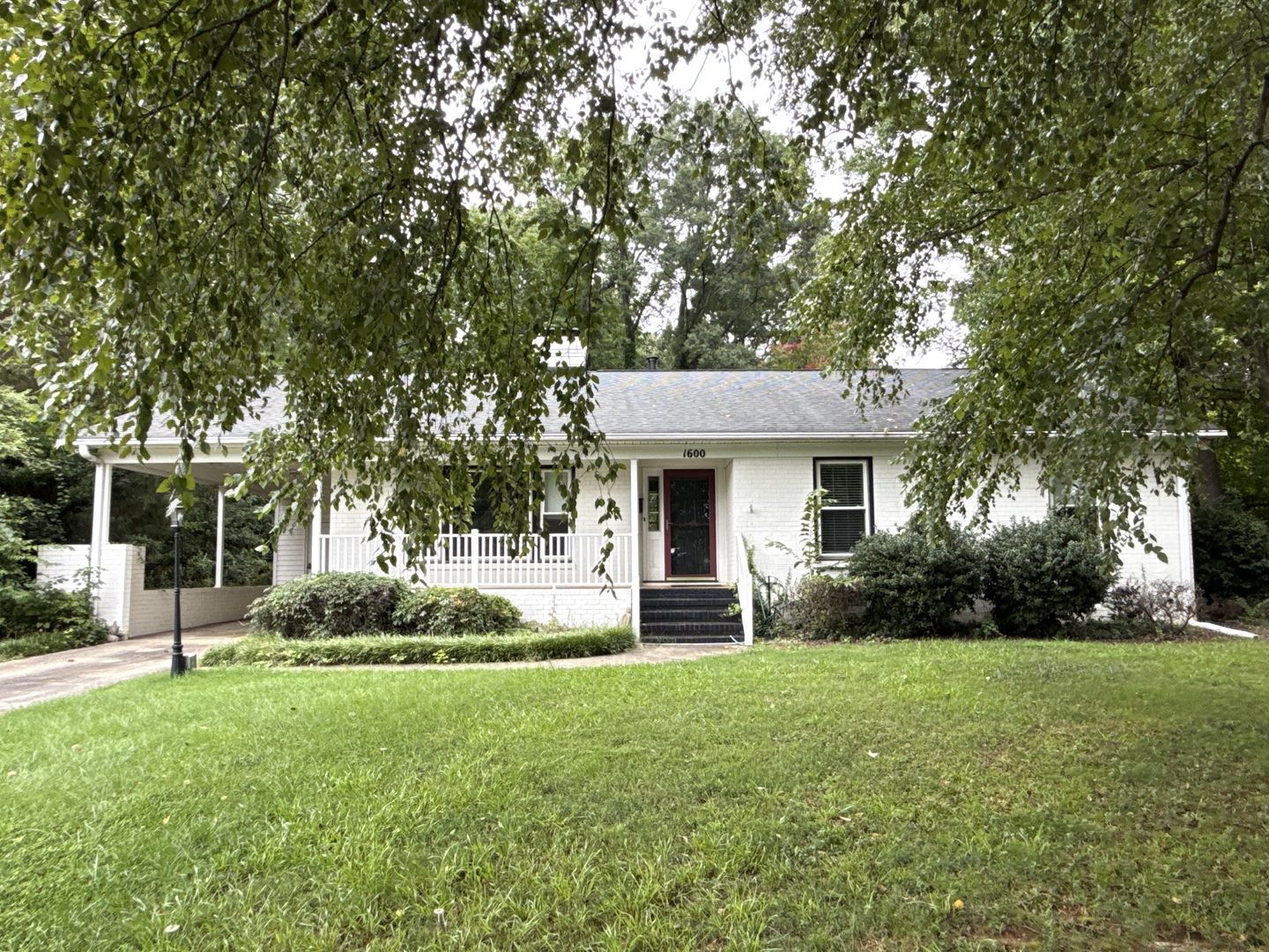 Charlotte House: 1600 Paddock Circle