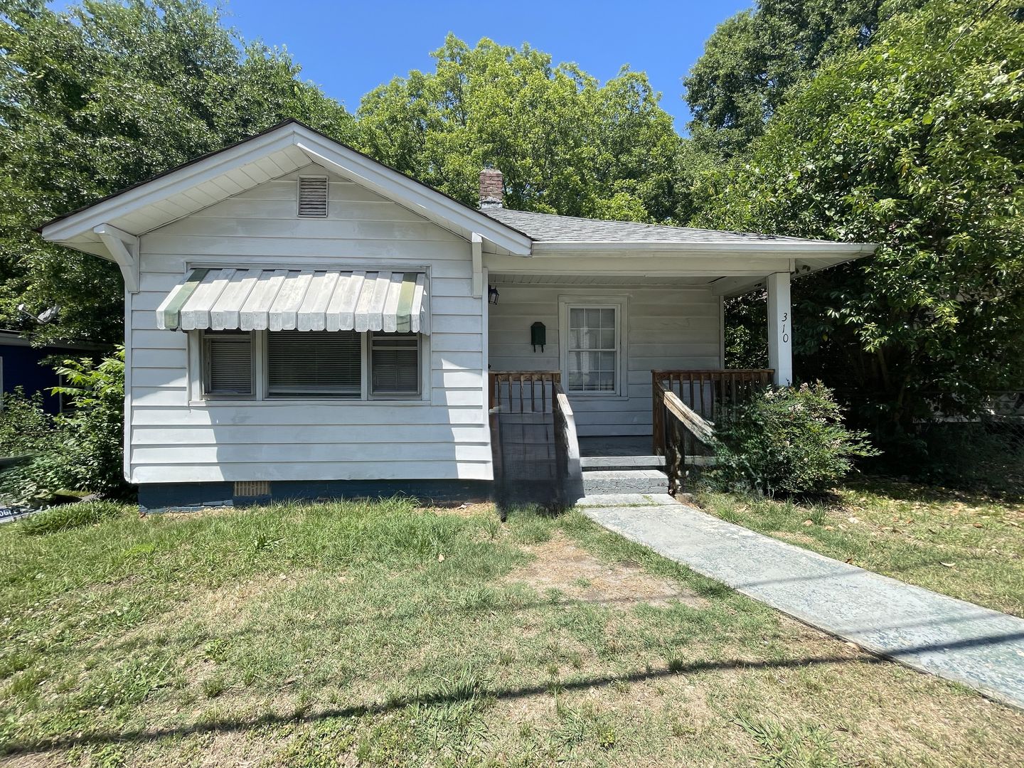 Gastonia House: 310 W Norment Avenue