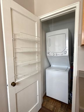 311 Wakefield Drive Apt A, Charlotte, NC 28209-3447