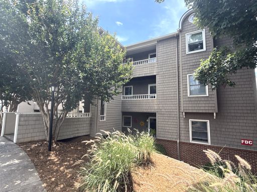 T.R. Lawing Realty Property – photo 1